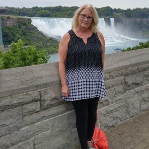 Meet your Posher, Deanna